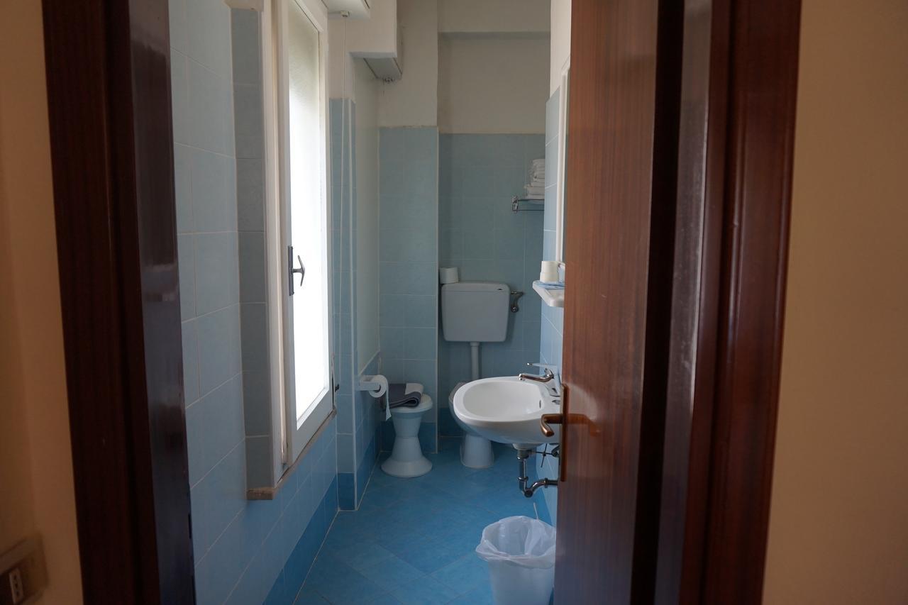 Hotel Ines Cesenatico Exterior photo