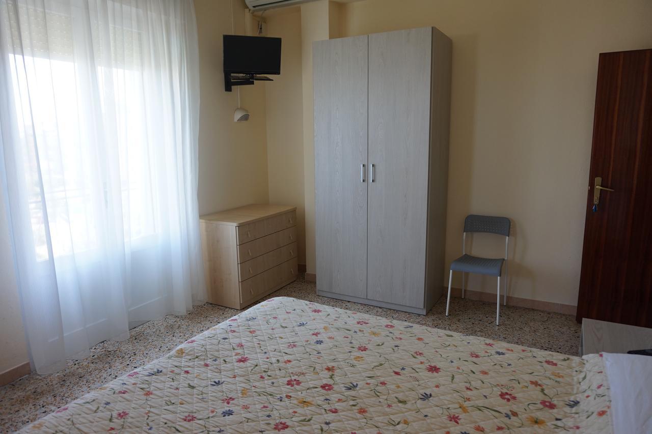 Hotel Ines Cesenatico Exterior photo